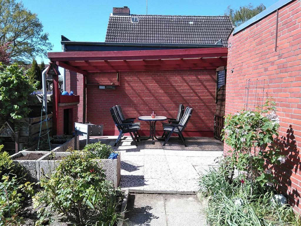 Fewo24-Prasdorf Apartment Luaran gambar